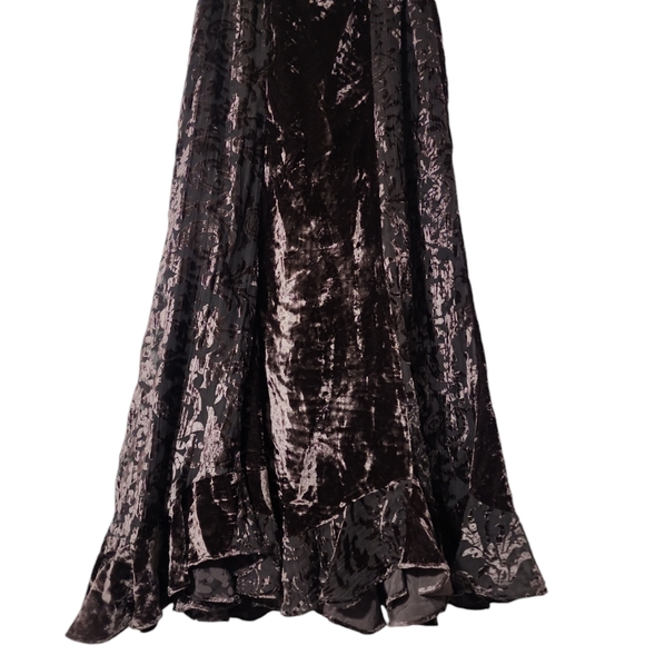 Vintage brown crushed velvet long skirt - Picture 10 of 12